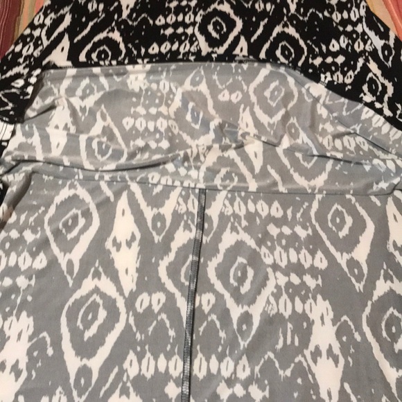 Addressing Woman Convertible Dress - Picture 11 of 12